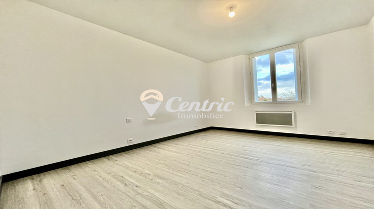 Ma-Cabane - Location Appartement Bressuire, 81 m²