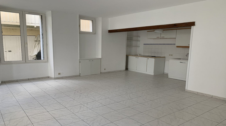 Ma-Cabane - Location Appartement BREUILLET, 31 m²