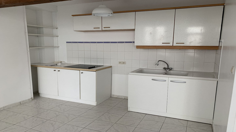 Ma-Cabane - Location Appartement BREUILLET, 31 m²