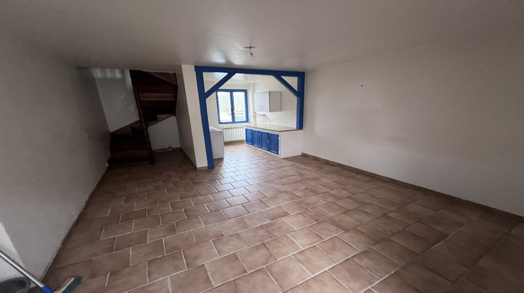 Ma-Cabane - Location Appartement BREUX JOUY, 46 m²