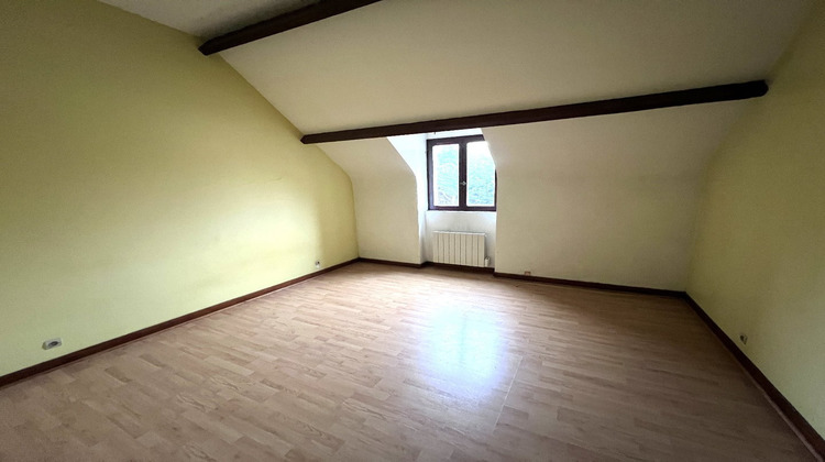 Ma-Cabane - Location Appartement BREUX JOUY, 46 m²