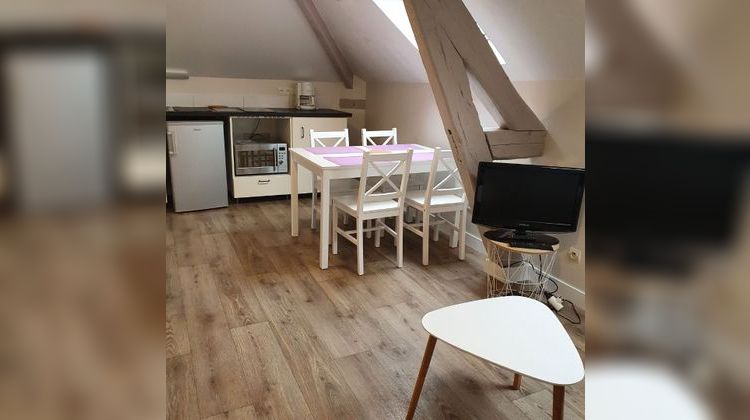 Ma-Cabane - Location Appartement BRIE-COMTE-ROBERT, 15 m²