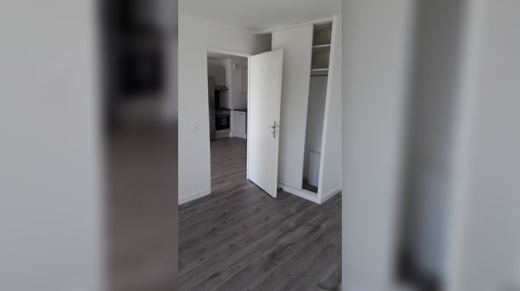 Ma-Cabane - Location Appartement BRIE-COMTE-ROBERT, 39 m²