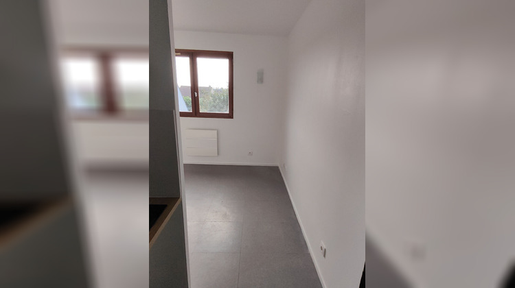 Ma-Cabane - Location Appartement BRIE-COMTE-ROBERT, 13 m²