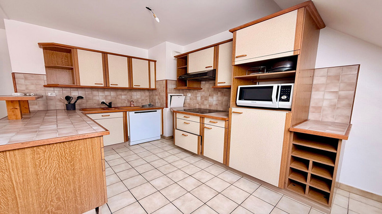 Ma-Cabane - Location Appartement BRIE-COMTE-ROBERT, 40 m²