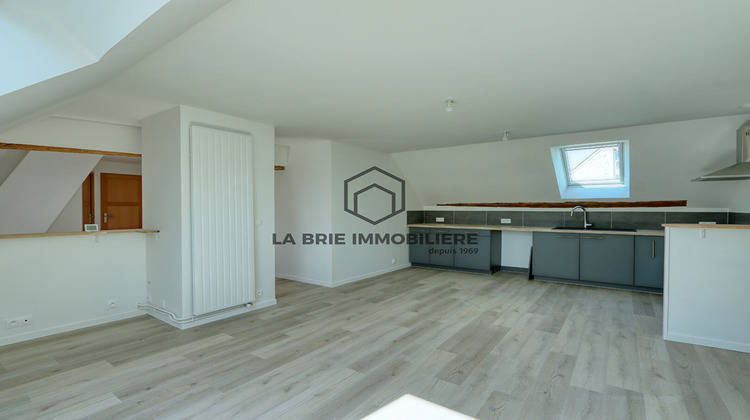 Ma-Cabane - Location Appartement BRIE-COMTE-ROBERT, 61 m²