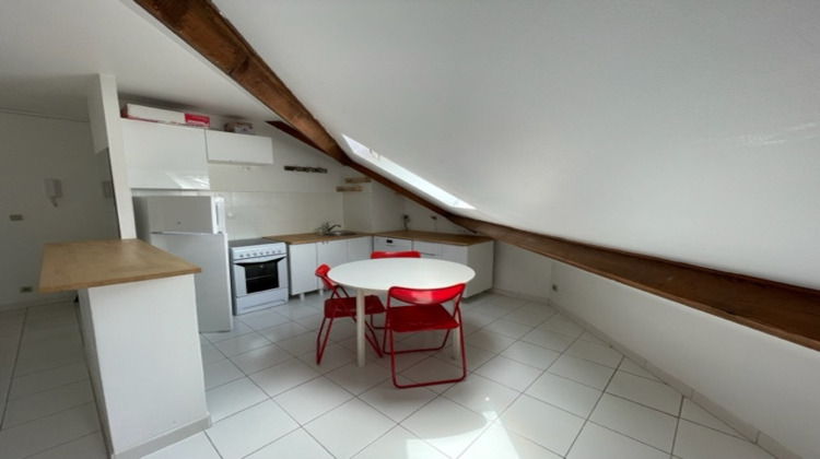 Ma-Cabane - Location Appartement BRIE-COMTE-ROBERT, 38 m²