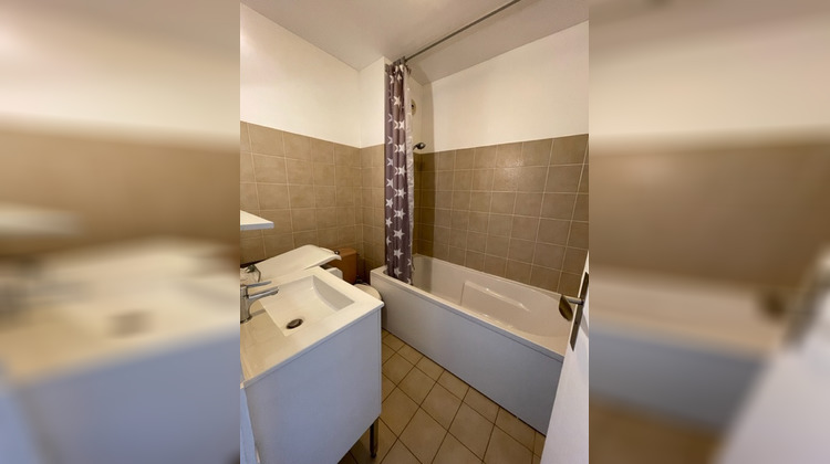 Ma-Cabane - Location Appartement BRIE-COMTE-ROBERT, 38 m²