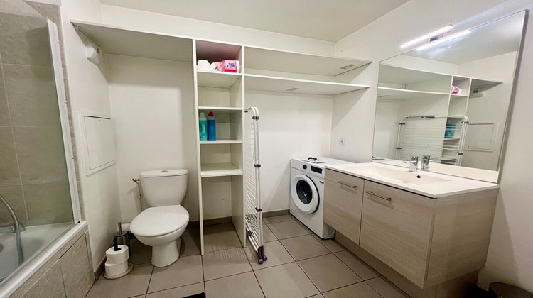 Ma-Cabane - Location Appartement BRIE-COMTE-ROBERT, 28 m²