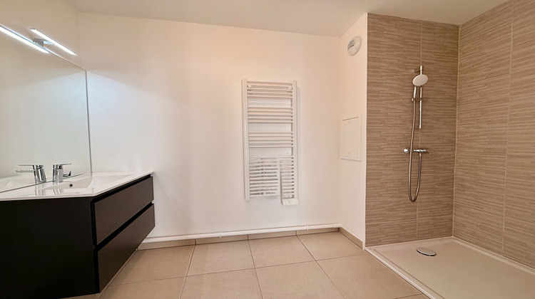 Ma-Cabane - Location Appartement BRIE-COMTE-ROBERT, 43 m²