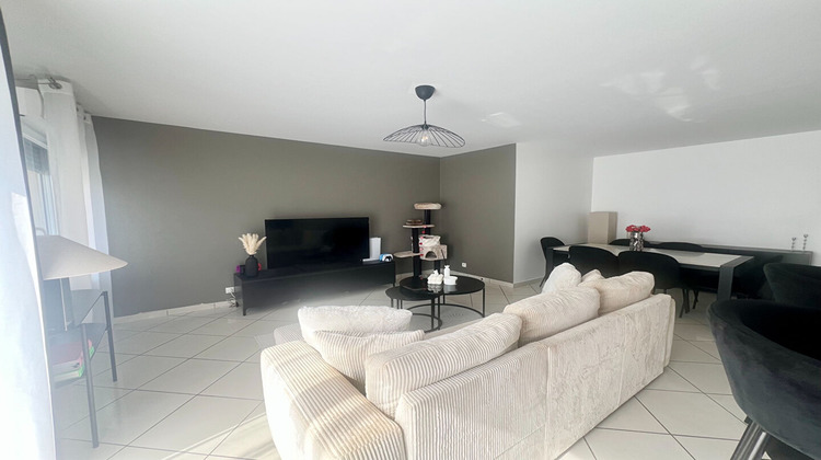 Ma-Cabane - Location Appartement BRIE-COMTE-ROBERT, 76 m²