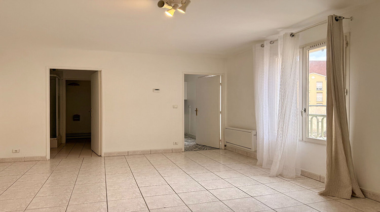 Ma-Cabane - Location Appartement BRIE-COMTE-ROBERT, 31 m²