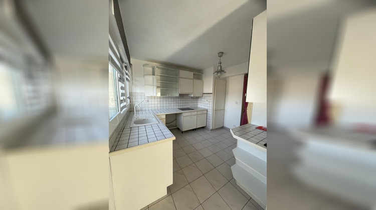 Ma-Cabane - Location Appartement BRIE-COMTE-ROBERT, 94 m²