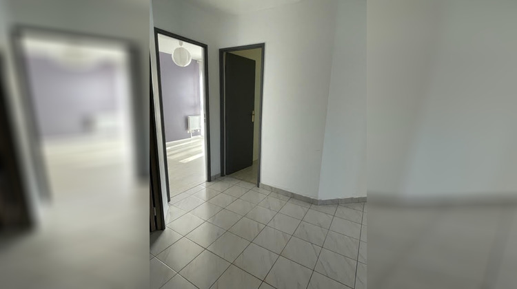 Ma-Cabane - Location Appartement BRIE-COMTE-ROBERT, 94 m²