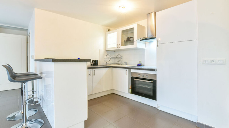 Ma-Cabane - Location Appartement BRIE-COMTE-ROBERT, 27 m²