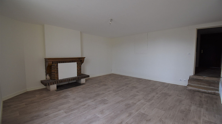 Ma-Cabane - Location Appartement BRIENNE-LE-CHATEAU, 84 m²