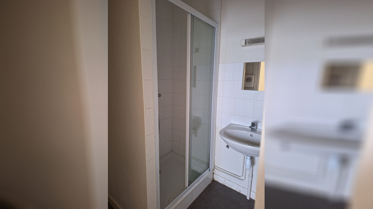Ma-Cabane - Location Appartement BRIGNOGAN-PLAGE, 49 m²