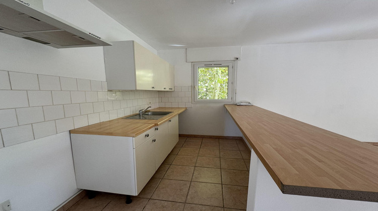 Ma-Cabane - Location Appartement Brignoles, 65 m²