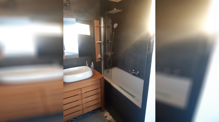 Ma-Cabane - Location Appartement BRIGNOLES, 67 m²