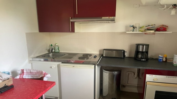 Ma-Cabane - Location Appartement BRIOLLAY, 33 m²