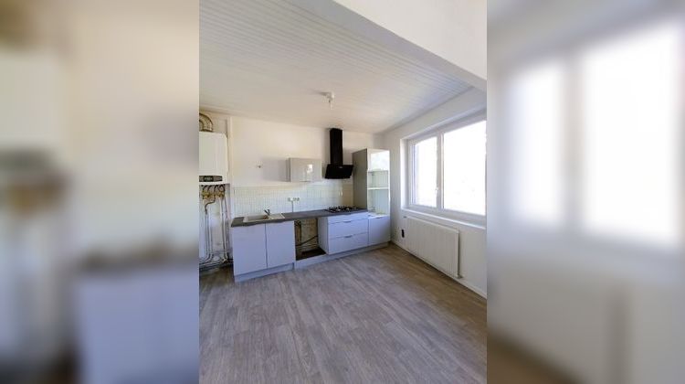 Ma-Cabane - Location Appartement BRIOUDE, 54 m²