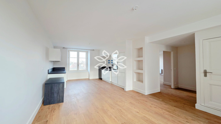 Ma-Cabane - Location Appartement Brioude, 132 m²