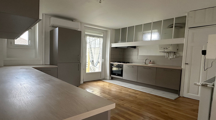 Ma-Cabane - Location Appartement BRIVE-LA-GAILLARDE, 61 m²