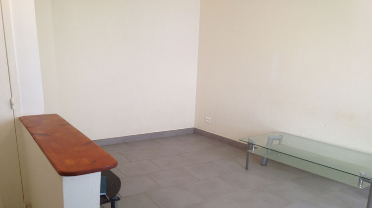 Ma-Cabane - Location Appartement BRIVE-LA-GAILLARDE, 17 m²
