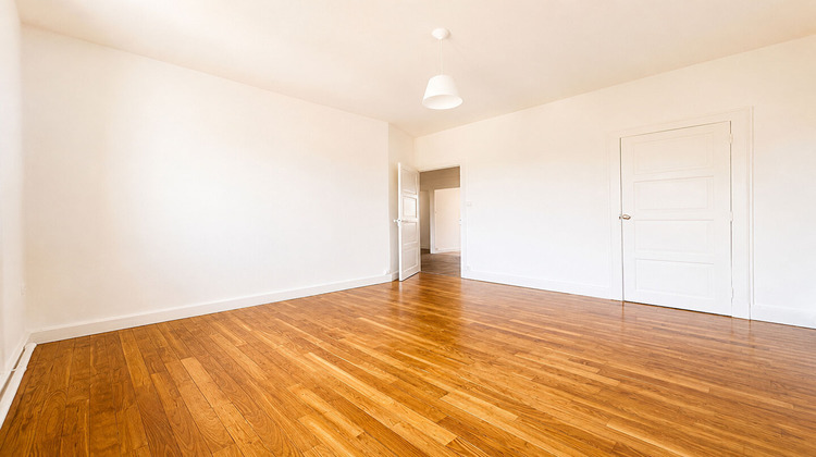 Ma-Cabane - Location Appartement BRIVE-LA-GAILLARDE, 90 m²