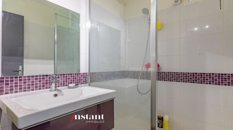 Ma-Cabane - Location Appartement BRON, 21 m²