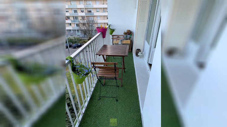 Ma-Cabane - Location Appartement Bron, 65 m²