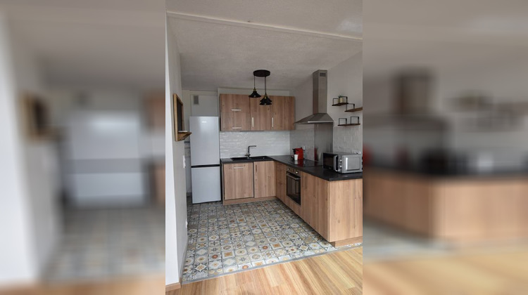 Ma-Cabane - Location Appartement Bron, 12 m²