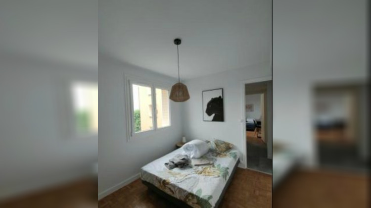 Ma-Cabane - Location Appartement Bron, 82 m²