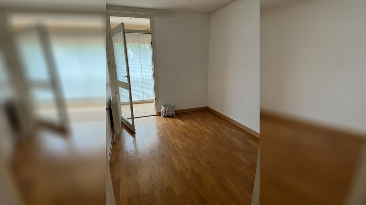 Ma-Cabane - Location Appartement BRON, 81 m²