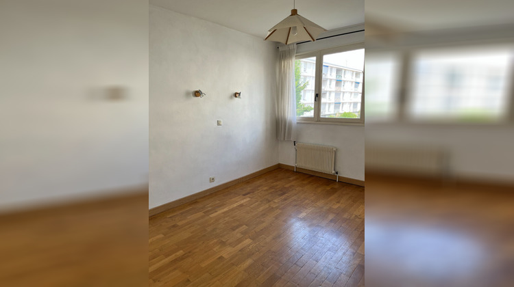 Ma-Cabane - Location Appartement BRON, 81 m²