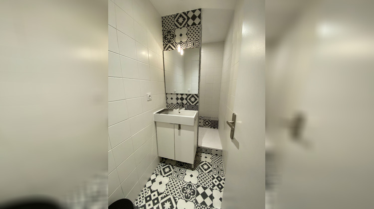 Ma-Cabane - Location Appartement BRON, 99 m²