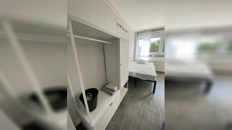 Ma-Cabane - Location Appartement BRON, 99 m²