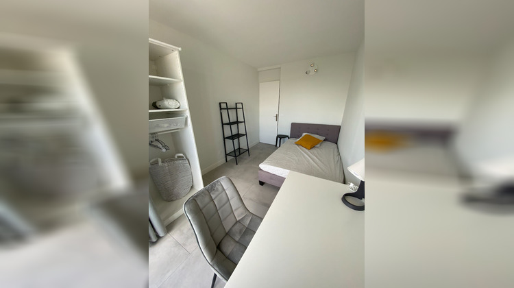 Ma-Cabane - Location Appartement BRON, 69 m²