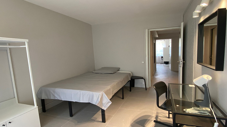 Ma-Cabane - Location Appartement BRON, 100 m²