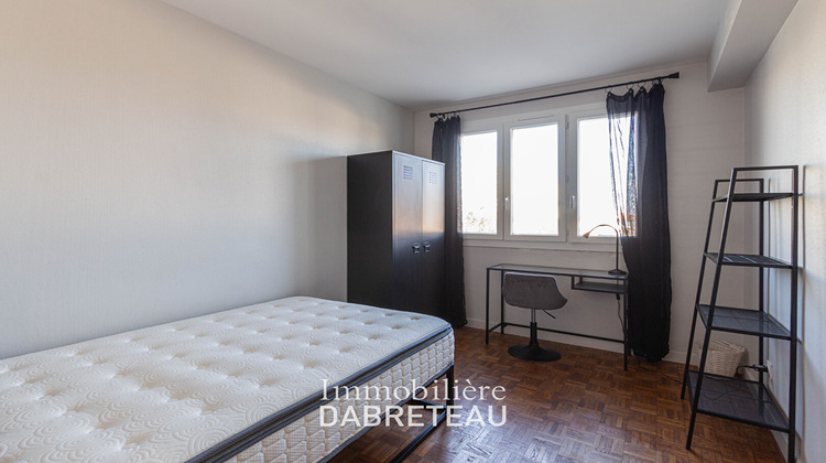 Ma-Cabane - Location Appartement BRON, 65 m²