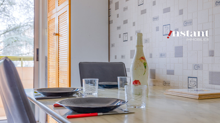 Ma-Cabane - Location Appartement BRON, 66 m²