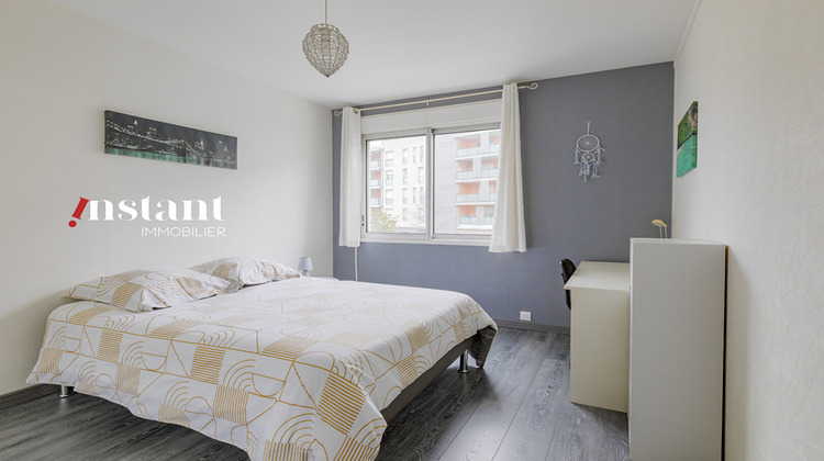 Ma-Cabane - Location Appartement BRON, 66 m²