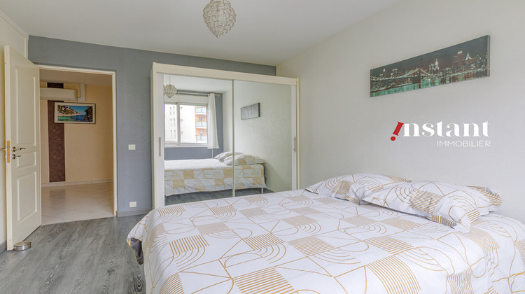 Ma-Cabane - Location Appartement BRON, 66 m²