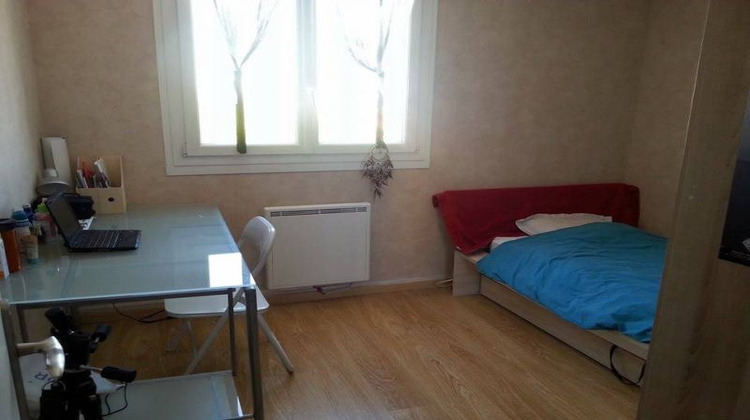 Ma-Cabane - Location Appartement Bron, 10 m²