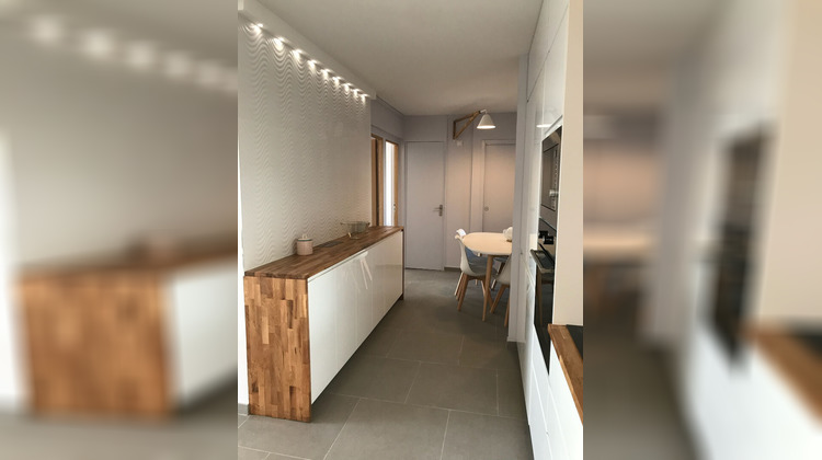 Ma-Cabane - Location Appartement BRON, 95 m²