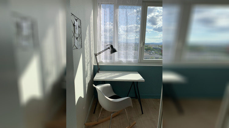 Ma-Cabane - Location Appartement BRON, 85 m²