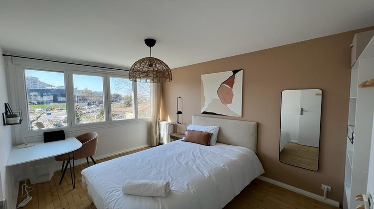 Ma-Cabane - Location Appartement BRON, 11 m²