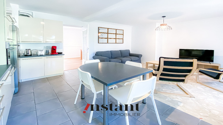 Ma-Cabane - Location Appartement BRON, 87 m²