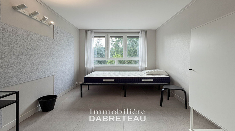 Ma-Cabane - Location Appartement BRON, 100 m²