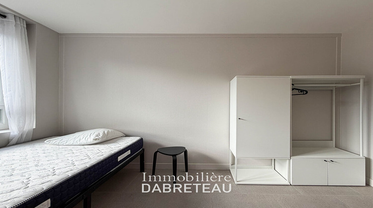 Ma-Cabane - Location Appartement BRON, 100 m²
